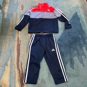 Adidas 2t track suit